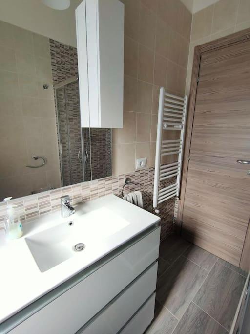 Zona Novoli Apartamento *